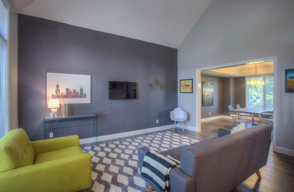 Silverleaf House — main living space